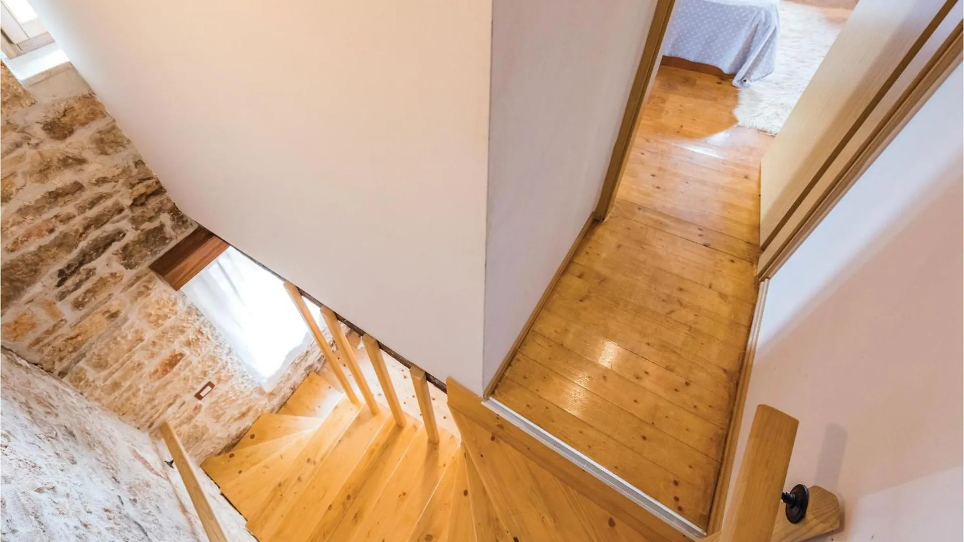 Amazing Home In Visnjan With Wifi